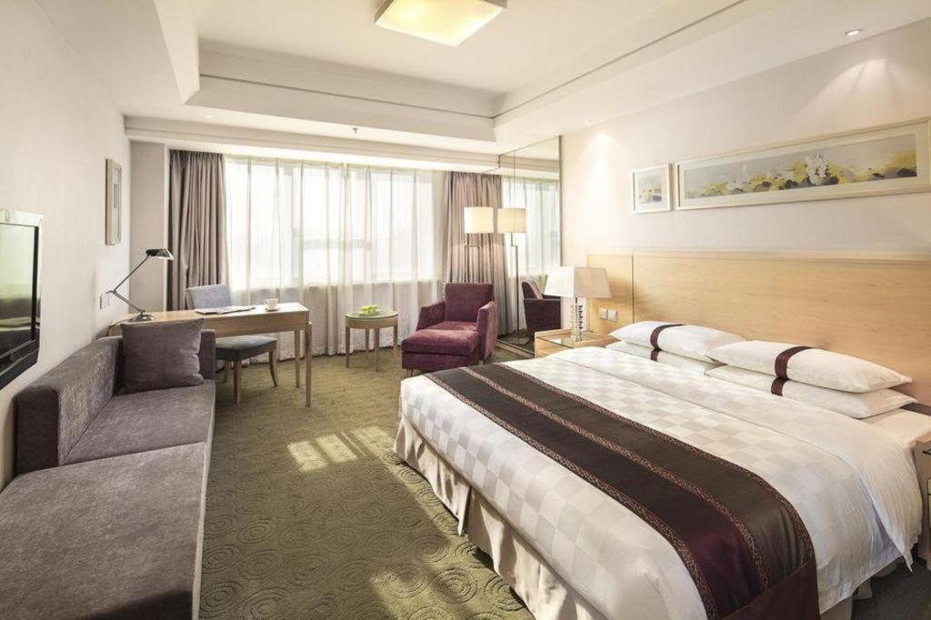 Ramada Plaza Shenyang Citycenter Bagian luar foto