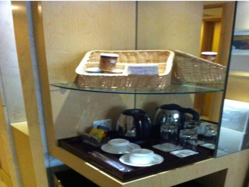 Ramada Plaza Shenyang Citycenter Bagian luar foto