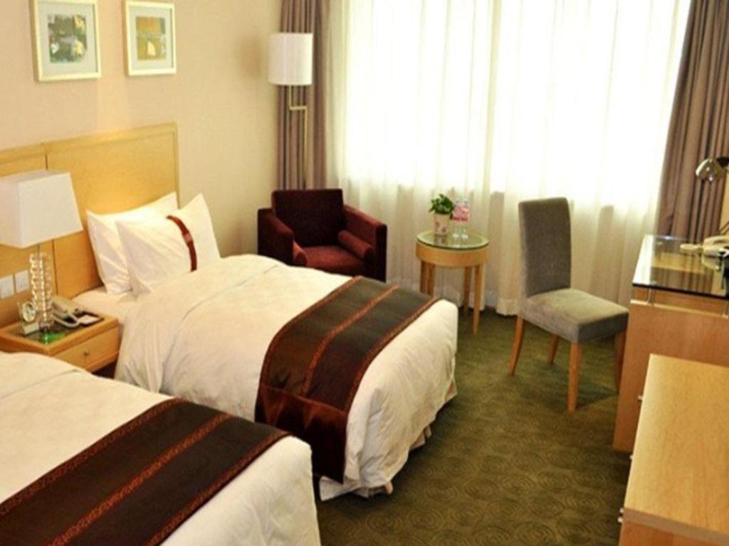 Ramada Plaza Shenyang Citycenter Bagian luar foto